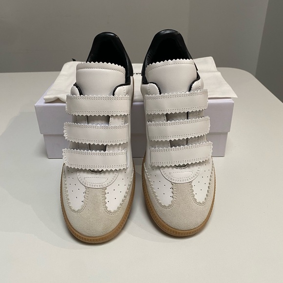 Isabel Marant Beth Sneaker in White/Black/Gum Sole sz 38 New in Box - Picture 5 of 9